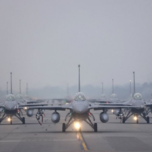 f-16-us-fighter-jets.jpg