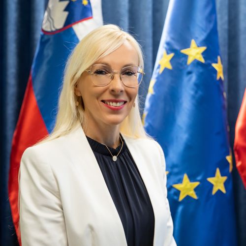 deusd_melita-zupevc.jpg