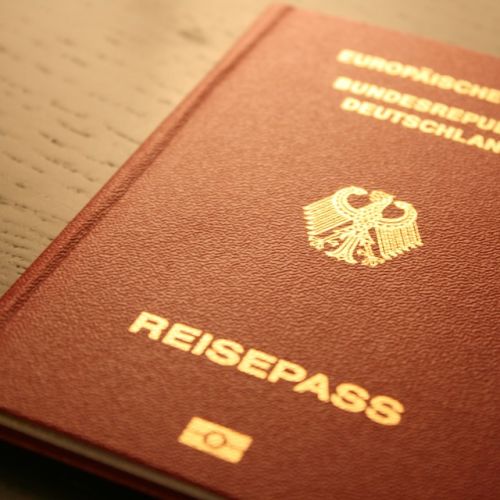 passport-249420_960_720.jpg