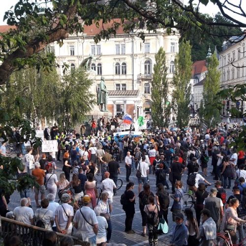 protest4-presernov-trg-24.6.-2020.jpg