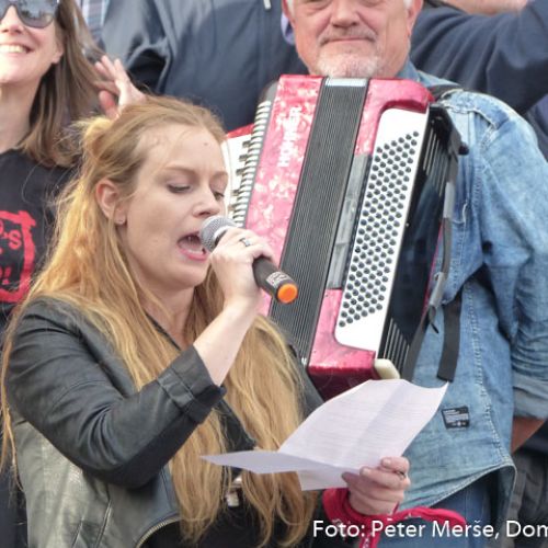 Protest_Vstaja_Ljubljana-12.jpg