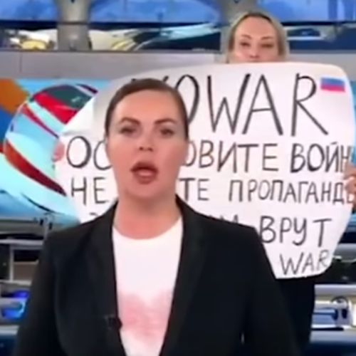 ProtestMarinaOvsjanikova.jpg