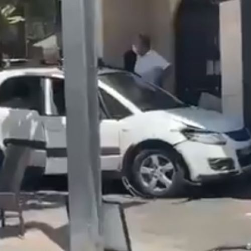 spanija_napad_Avto_mnozica.jpg