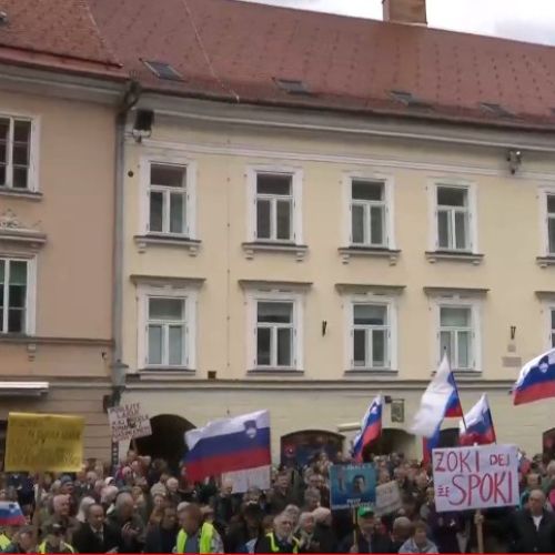 Tretji-protest-pred-magistratom.jpeg