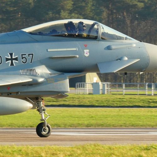 typhoon-4123911_960_720.jpg