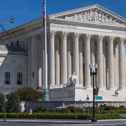us-supreme-court-building-2225765_1280.jpg