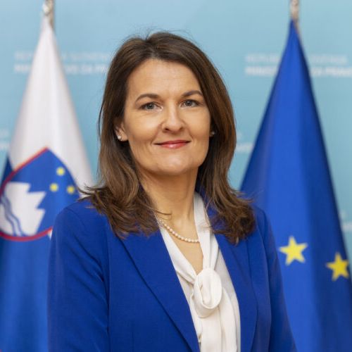 yhgqf_1704363626-valerija-jelen-kosi-750x500.jpg