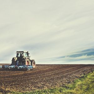 agricultural-machine-1919021_960_720.jpg